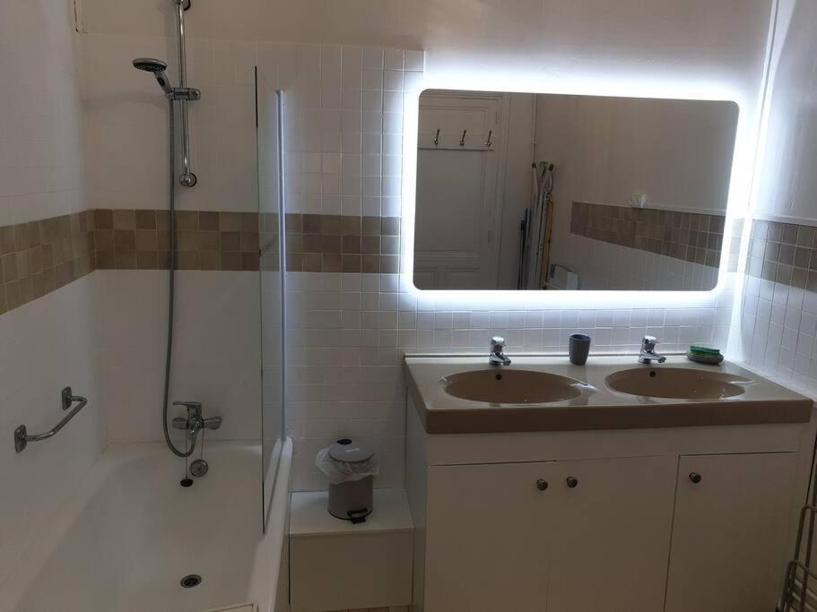 Apartment Grand T2 Calme Et Cosy Au « Pyrenees Palace » *